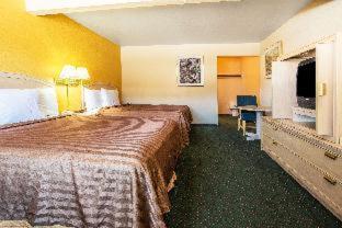 Travelodge By Wyndham Turlock Quarto foto